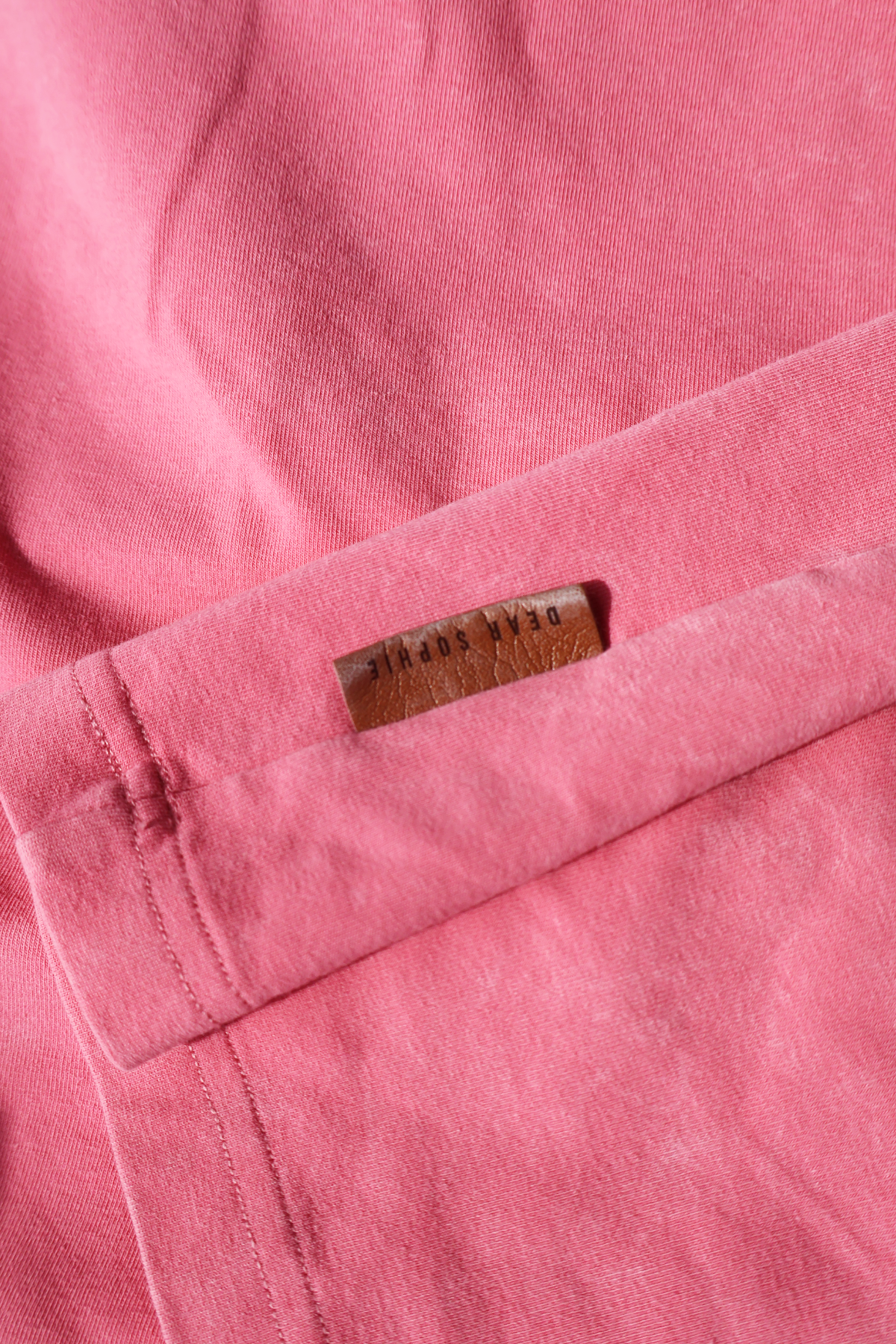 Damski t-shirt Washed Pink z nadrukiem na plecach – ujęcie 14