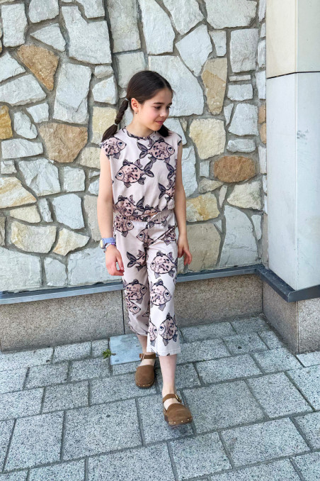 LEOFISH BEIGE LOOSE CROP TOP
