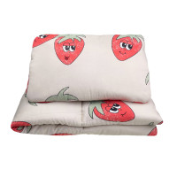 STRAWBERRY LIGHT FILLED BEDDING