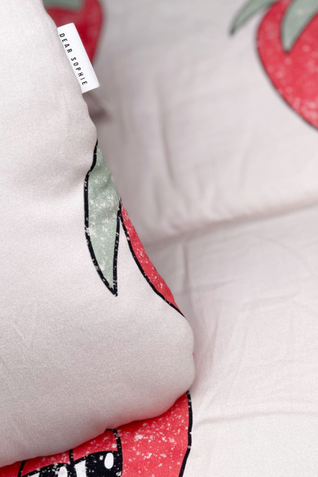 STRAWBERRY LIGHT FLAT PILLOW