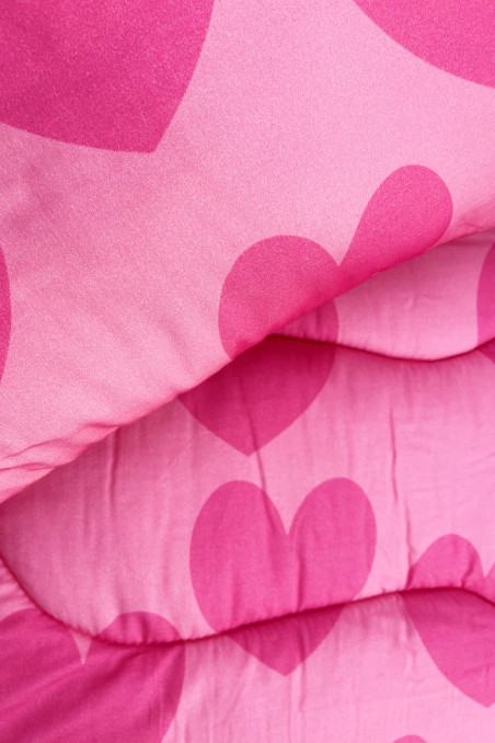 HEARTS PINK PILLOW