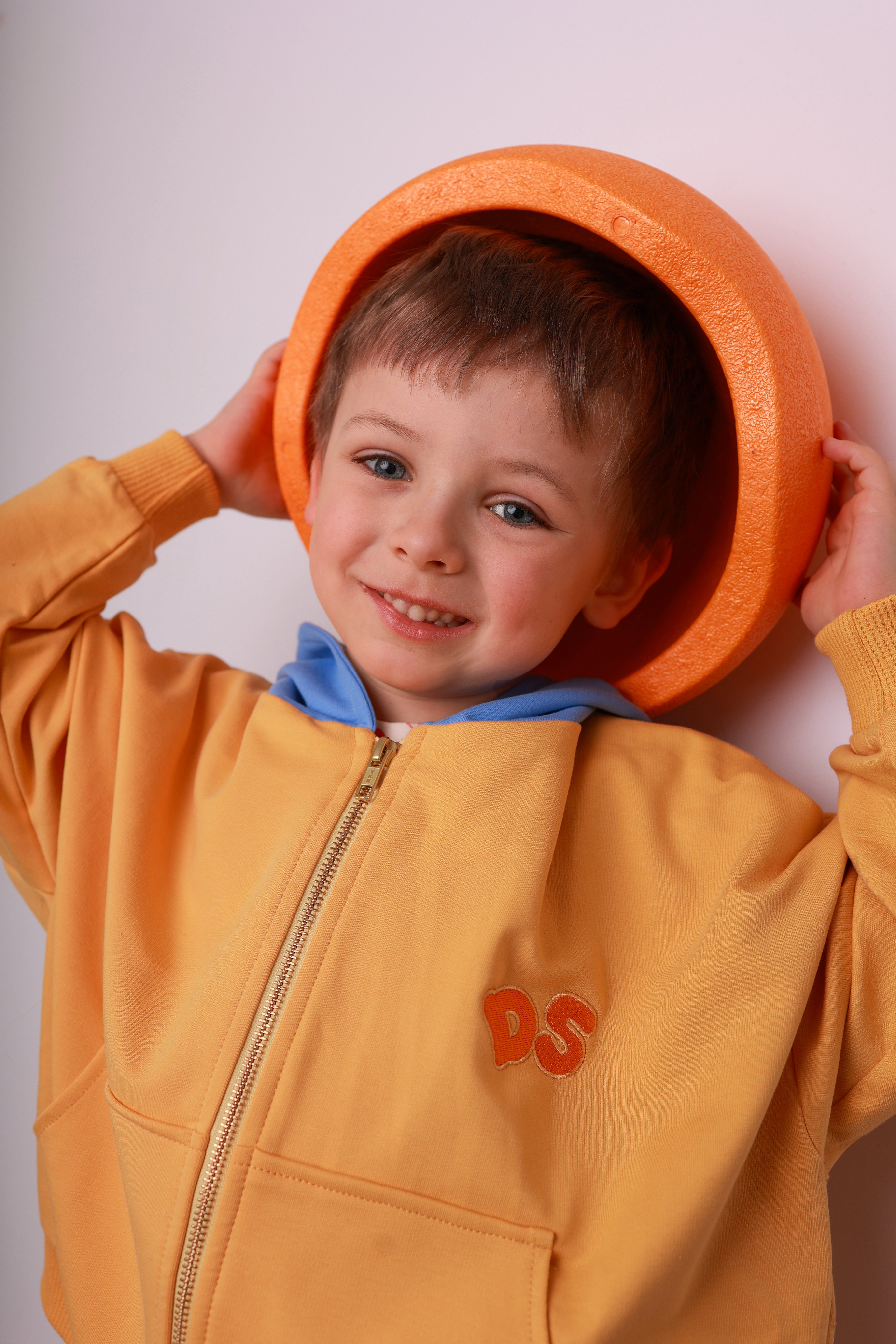 Bluza z kapturem na zamek dziecięca Basic Żółty – ujęcie 4