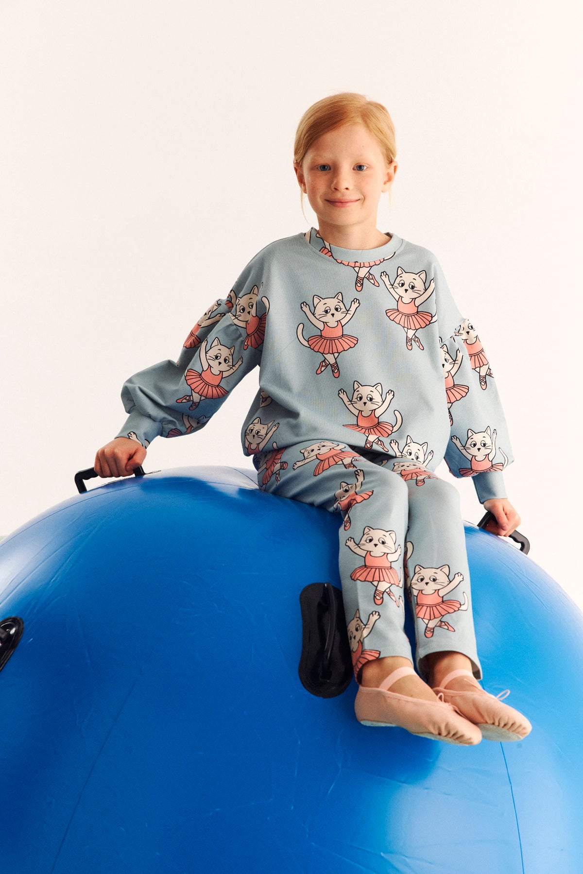 Legginsy dziecięce Baletnica Niebieska – DEAR SOPHIE – ujęcie 2